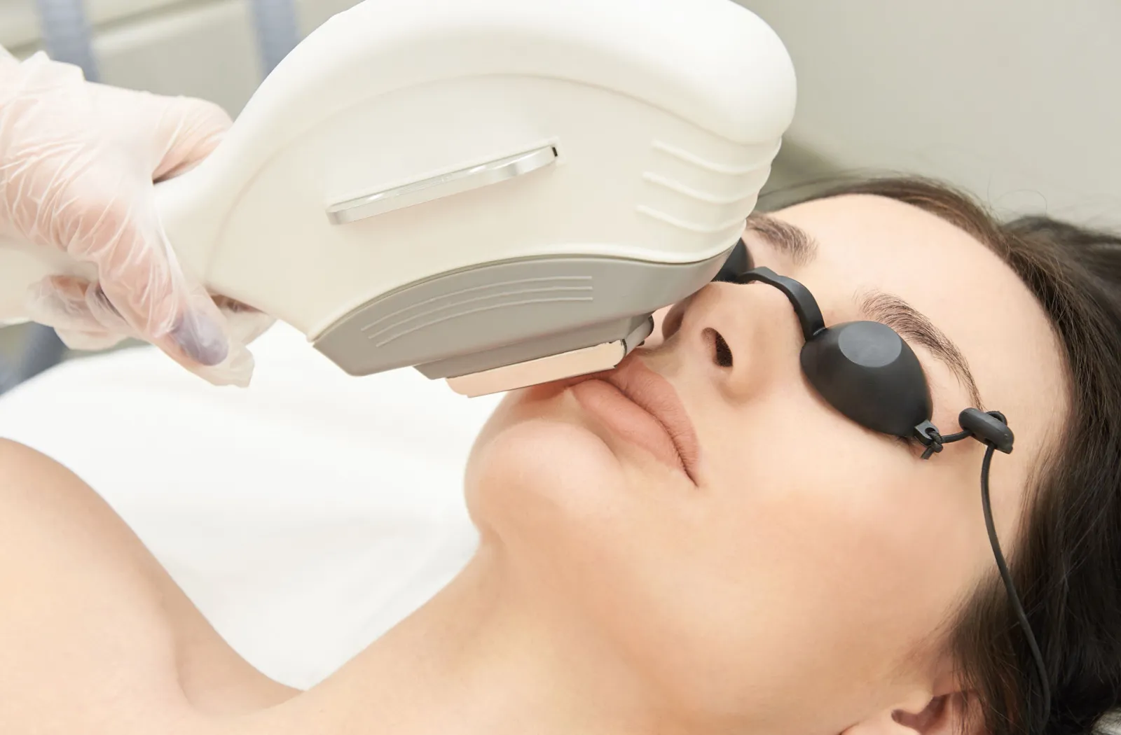 IPL vs. Other Popular Skin Treatments in Chicago